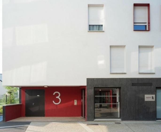 hall lumineux et mis en valeur 