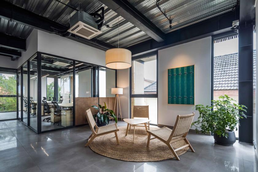 BUREAUX ESPACES COMMUNS