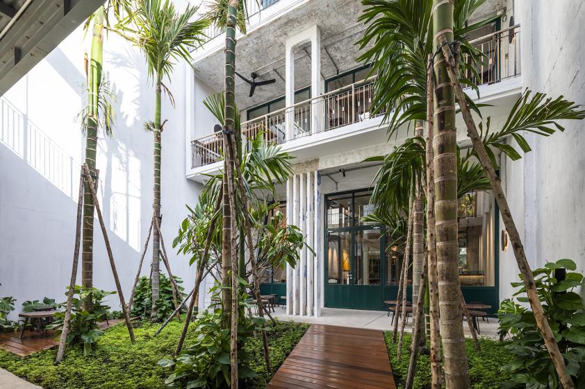 RENOVATION VILLA ARCHITECTURE MODERNISTE TROPICALE