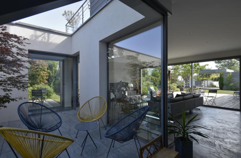 _dsc6089_dxo_maison_charbonnieres_j_julien_laferriere_ab_110522_c_bertrand_piche