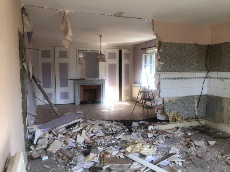 DEMOLITION, OUVERTURE DES VOLUMES DE LA PIECE PRINCIPALE