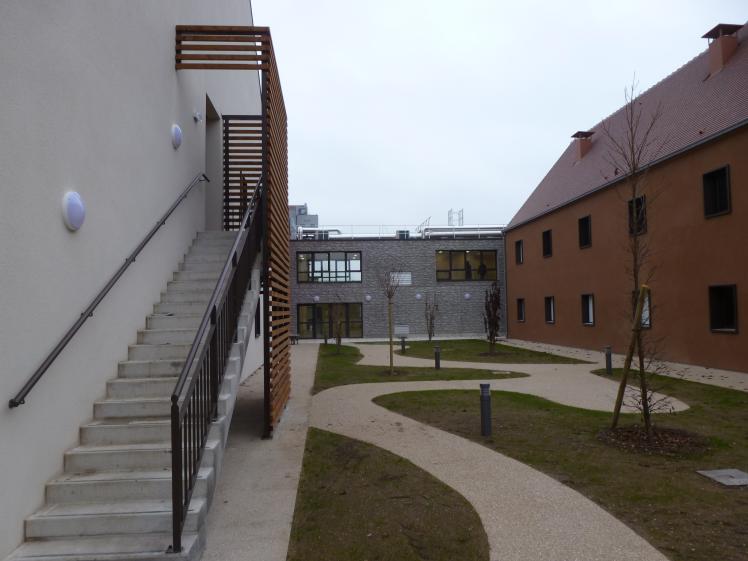 arkose_ehpad_st_denis_de_lhotel_3.jpg
