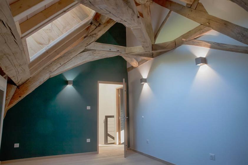  Logement 2 - Chambre - Ancien presbytère de Magnieu 