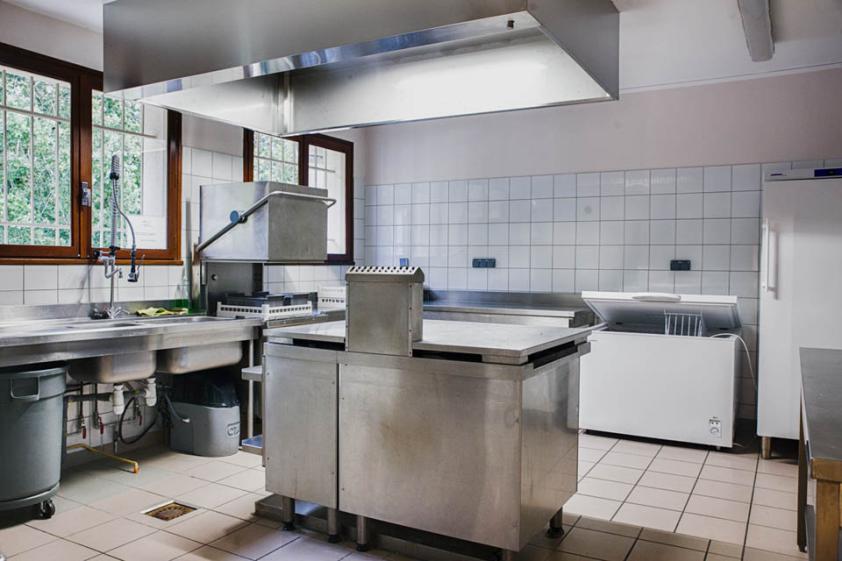Salle des Fêtes de Virignin, Cuisine, après travaux