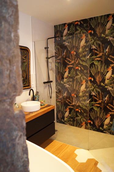 Petite salle de bain atypique