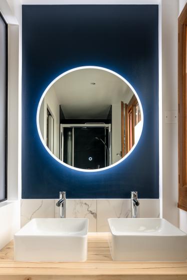 Salle de bain 1/2