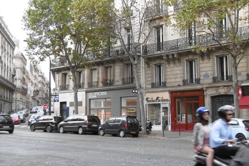 les_opticiens_malesherbes_-_1_-_vue_sur_facade_loin_-_18x12.jpg