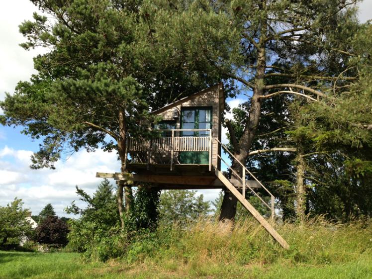 cabane_perchee_01.jpg