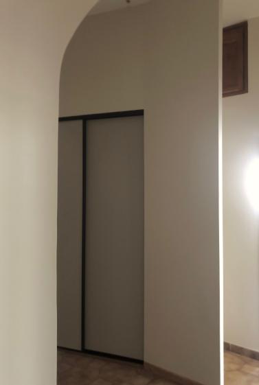 viannenc-architecte_reamenagement-appartement-lyon-croix-rousse_photo-hall_fini.