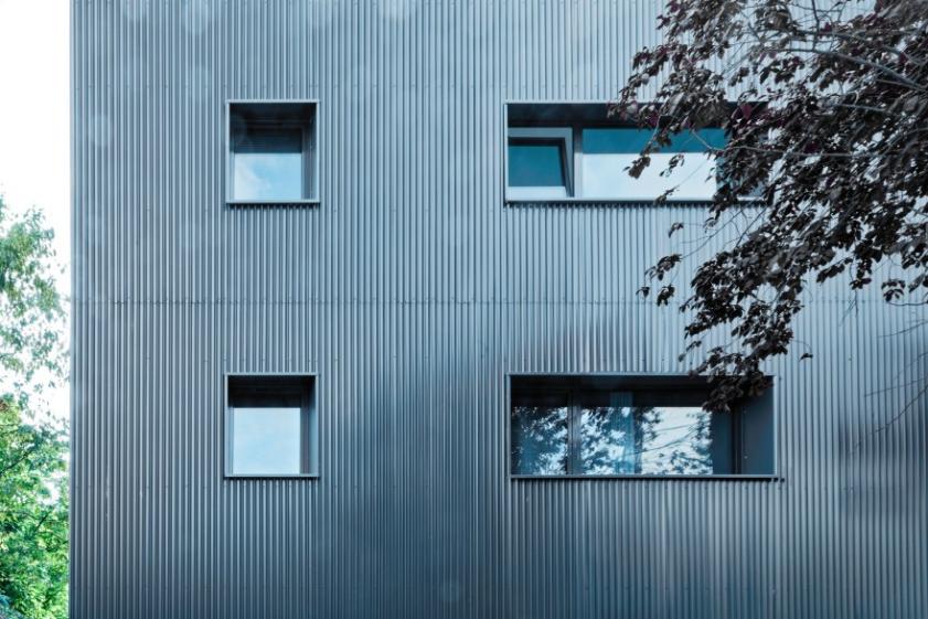 002_facade-renovation-extention-maison-meuliere-bardage-habillage-tole-ondulee-i