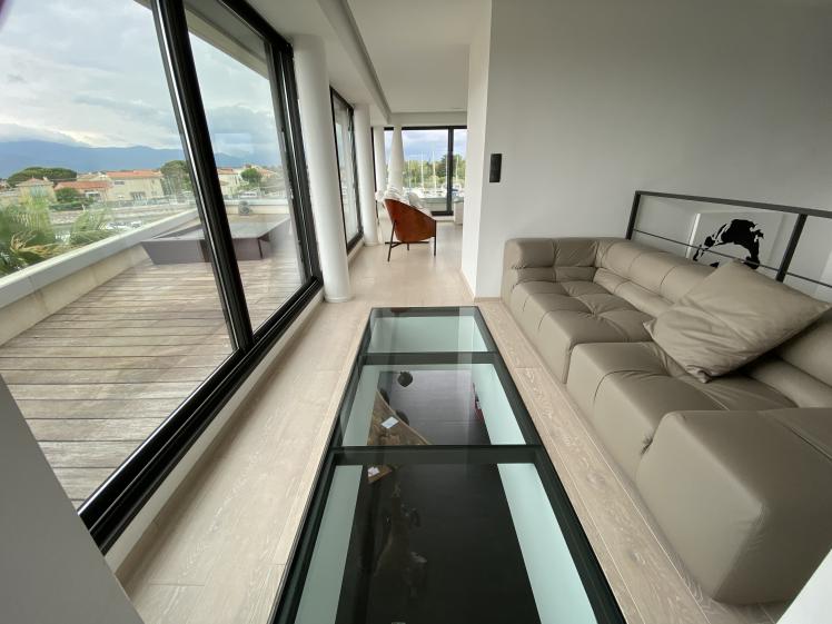 plancher_de_verre.jpg