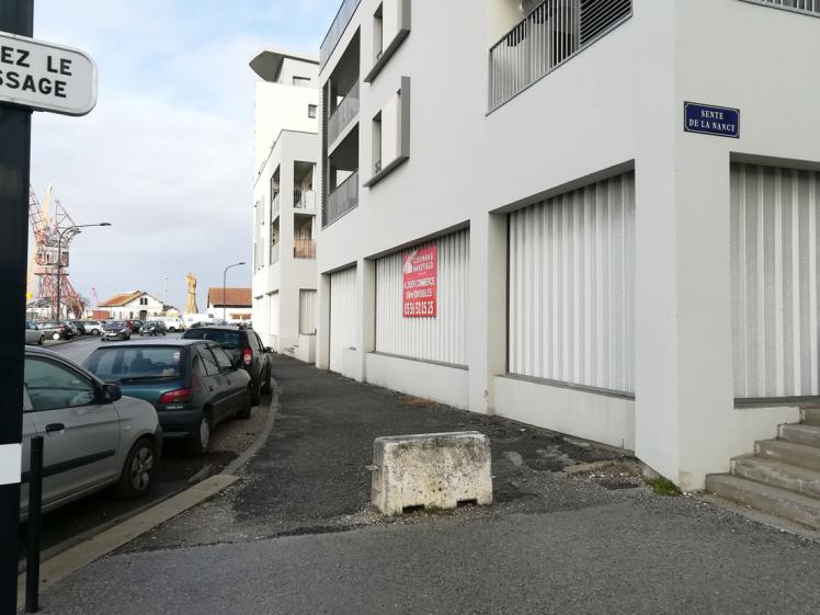 avant-bordeaux-bassins-a-flot-virtual_room-erp-local-commercial2.jpg