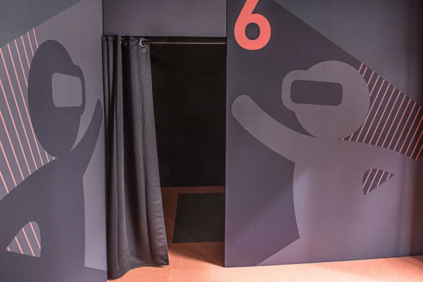 bordeaux-bassins-a-flot-virtual_room-erp-local-commercial8.jpg