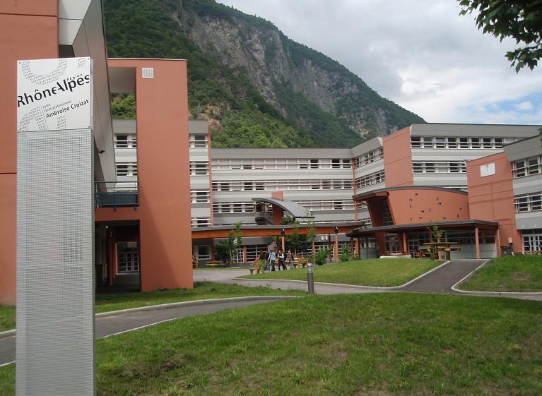 lycee_moutier_totem.jpg