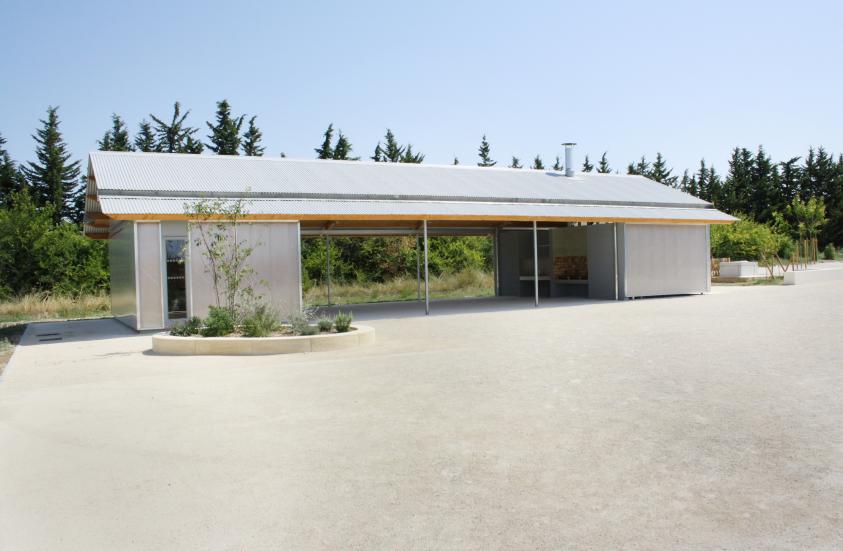 03.jpg