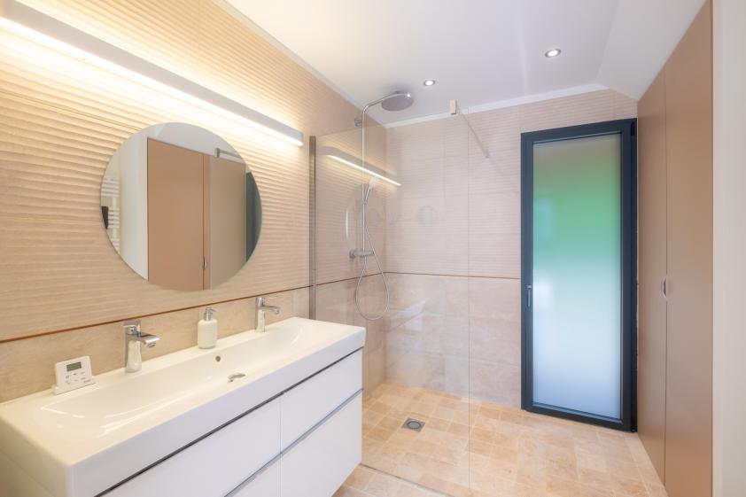 salle de bain RDC