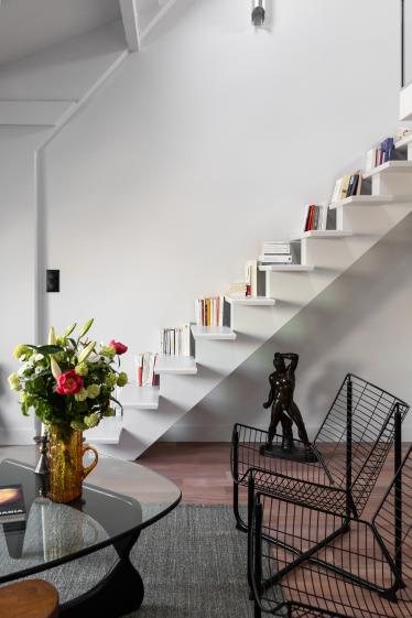 L'escalier de la mezzanine