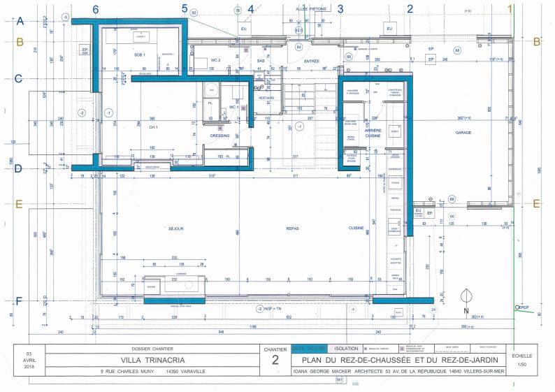 Plan du rez-de-chaussée avec entrée, cabinet de toilette visiteurs, liaison dire