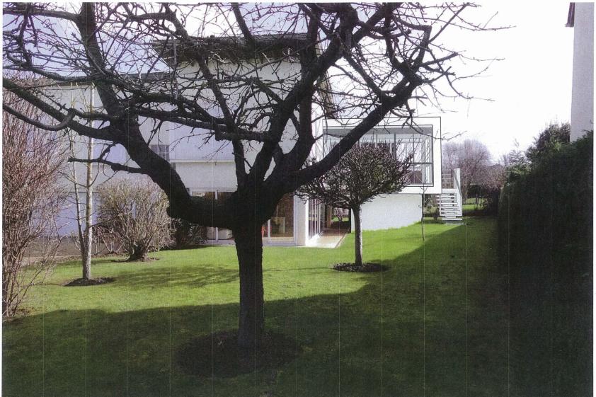 La villa existante avec le dessin de l'extension projetée (permis de construire)