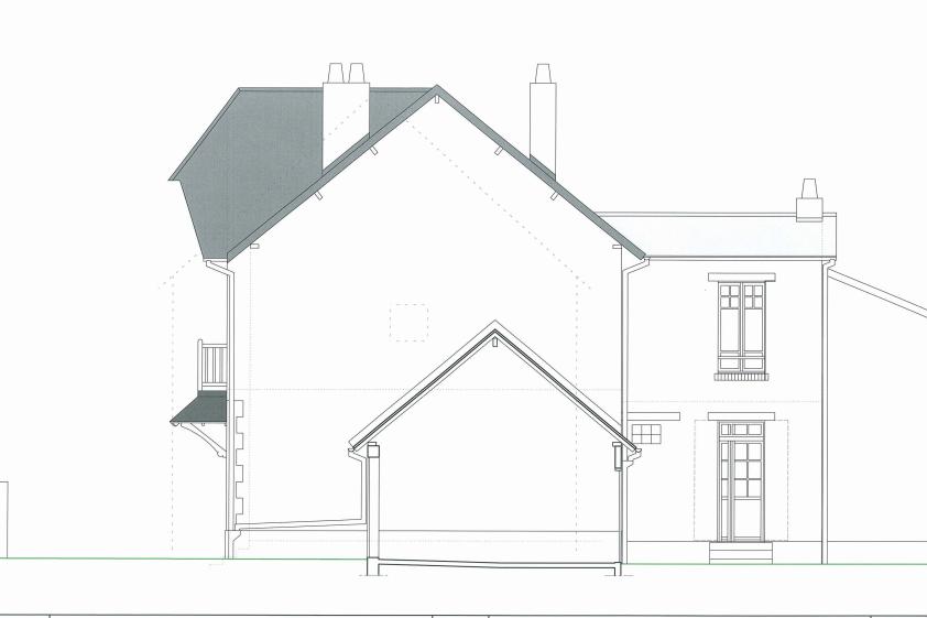 Coupe longitudinale sur l'ancien garage, démoli pour laisser place au projet d'e