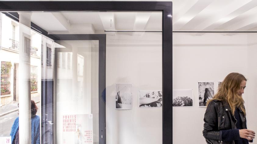 VUE INTERIEUR DE LA FACADE VITREE