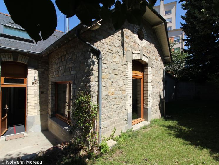 renovation-restructuration-extension-pierre-bois-beton-chaux-chanvre-vintage-car