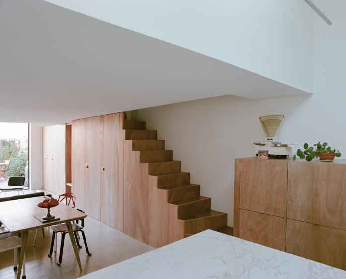 12-9620-02-22-29_abracadabra_loft.jpg