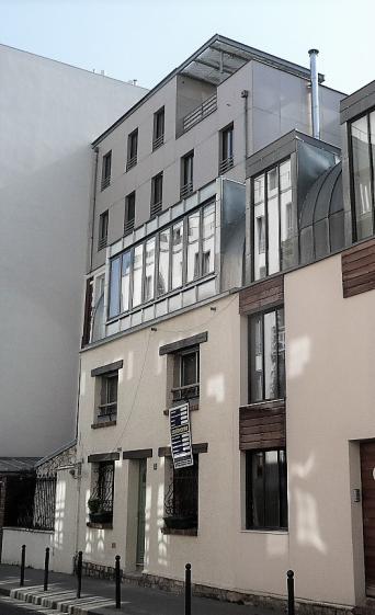 MAISON DANS PARIS