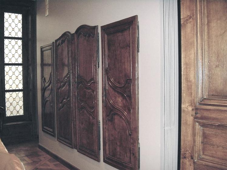 DECO 2001