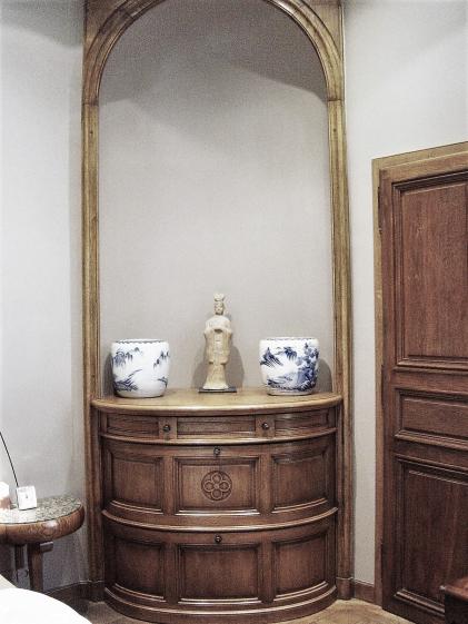 DECO 2001