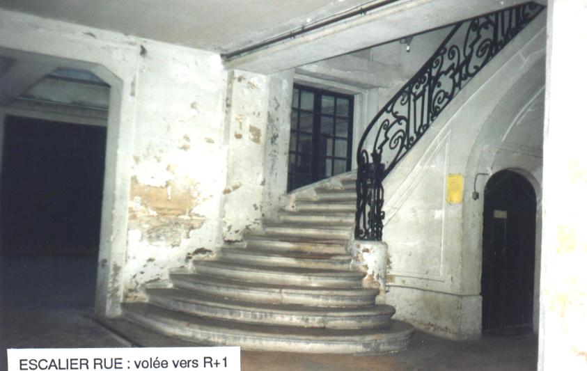 RESTAURATION ESCALIERS