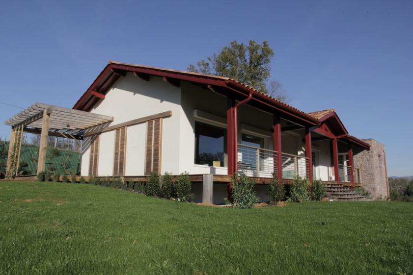 maison bioclimatique sans chauffage -vue du jardin