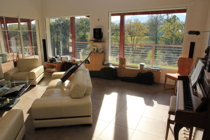 maison bioclimatique sans chauffage - salon