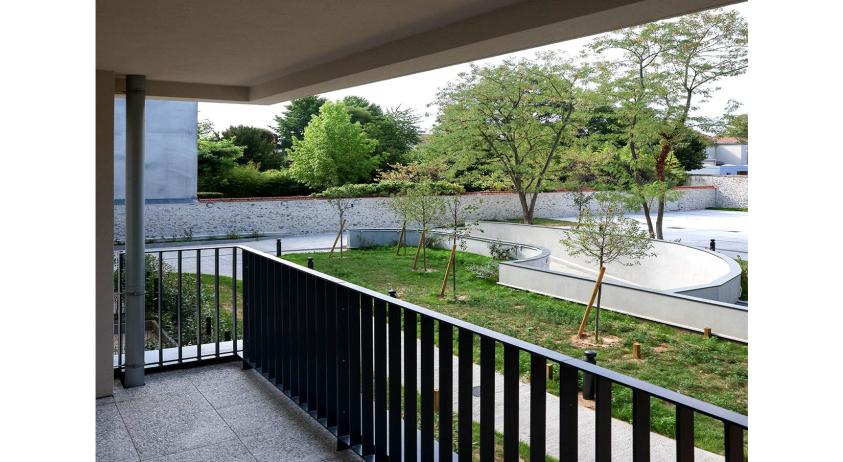 Détail loggia sur jardin