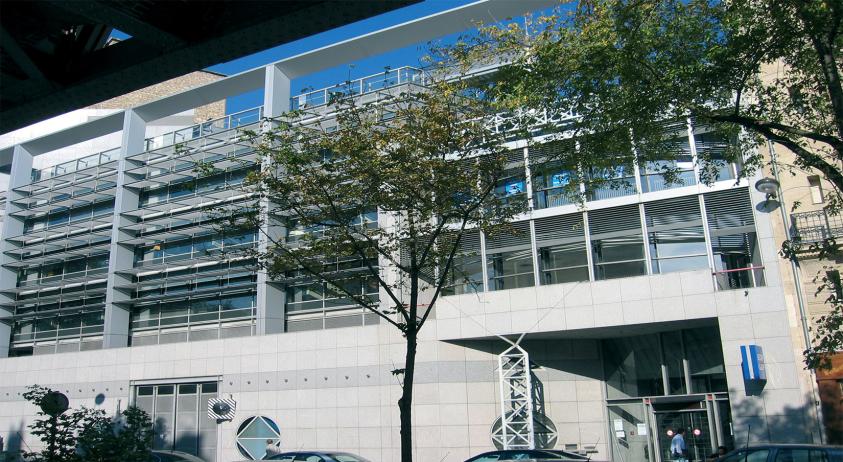 Façade sur boulevard de Grenelle