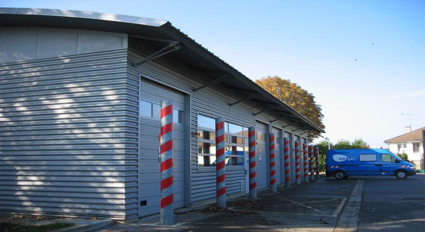 Façade garages & plateforme