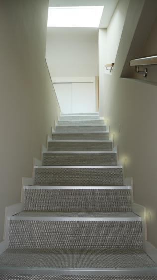 studioscop-escalier_lumieres_integrees.jpg