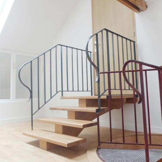Escalier d'entrée