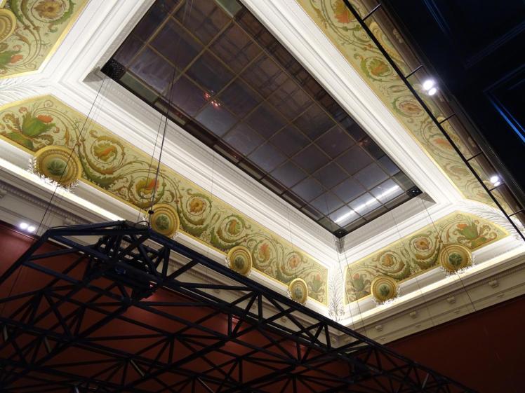 Salle centrale 01