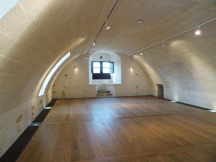 Salle basse 01