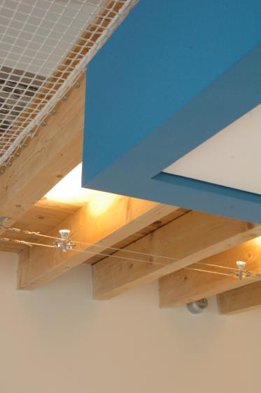 Détail sur le plafond du cube cuisine