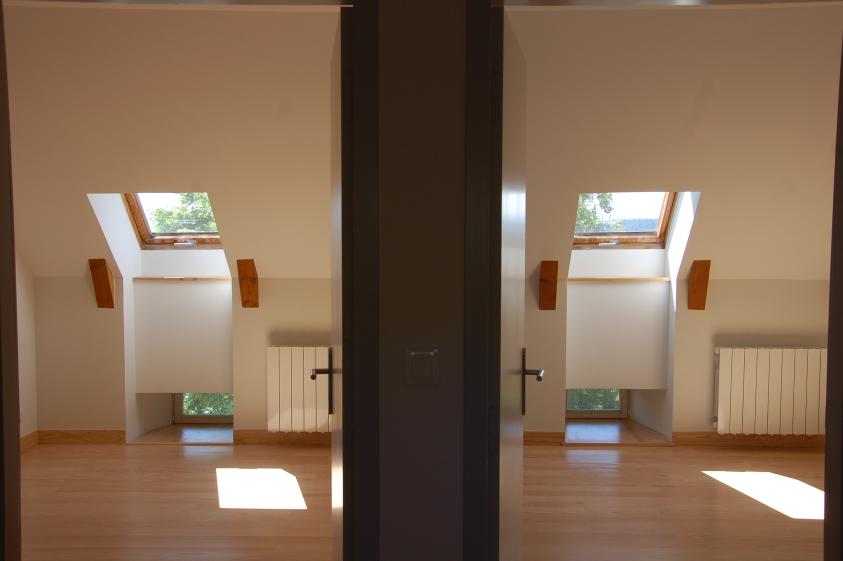 Les deux chambres du second sont symétriques
