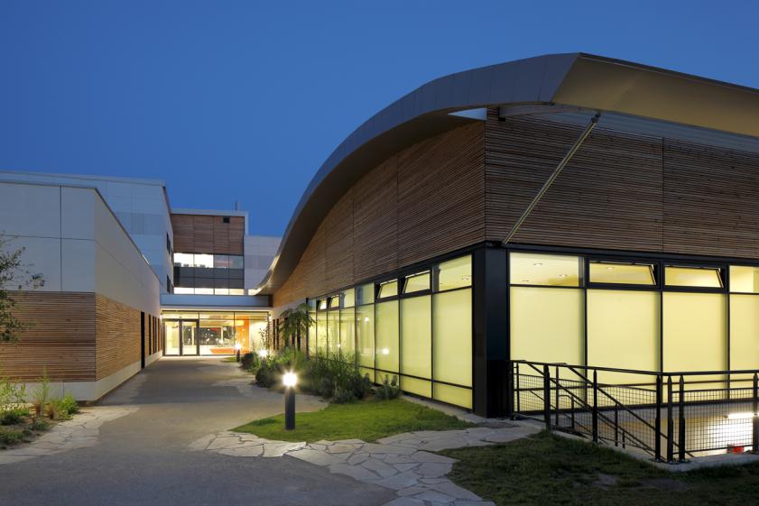 castelnau_light_2.jpg