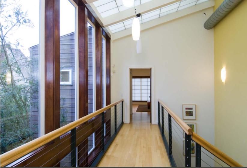 Espace de liaison avec appartement indépendant