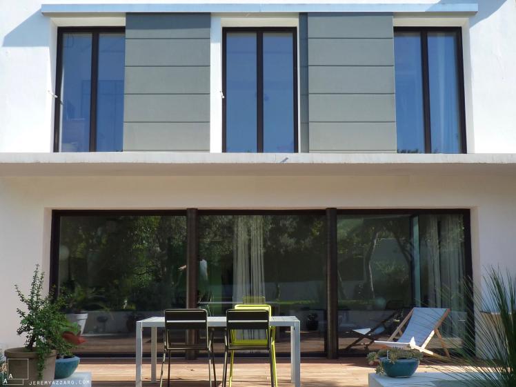 facade-renovation-baie-bandeau-architecte-marseille-maison-contemporaine-azzaro.