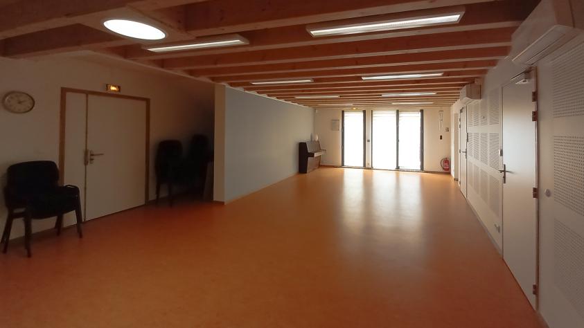 mTm Salle polyvalente2