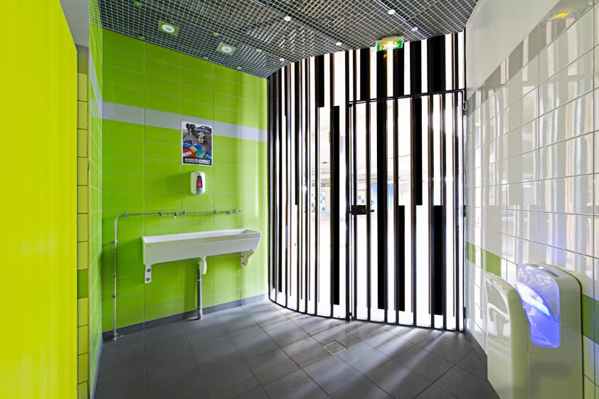 Intérieur des sanitaires  / Photos © Alessia Loi