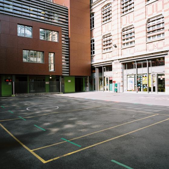 Cour de récréation / © F. Poivret