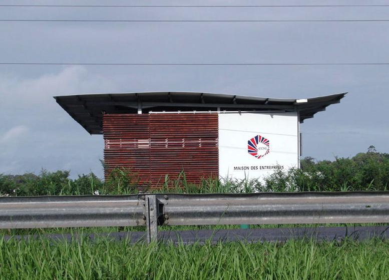 Le pignon visible depuis la RN3