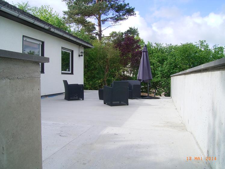 Vue terrasse entrée après travaux
